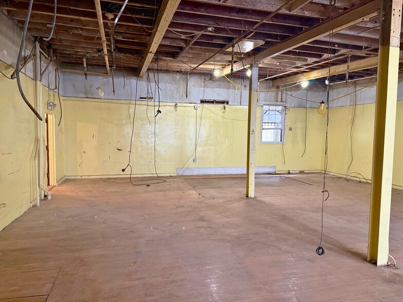 9-11 Elm Ave, Mount Vernon, NY for sale - Building Photo - Image 3 of 20