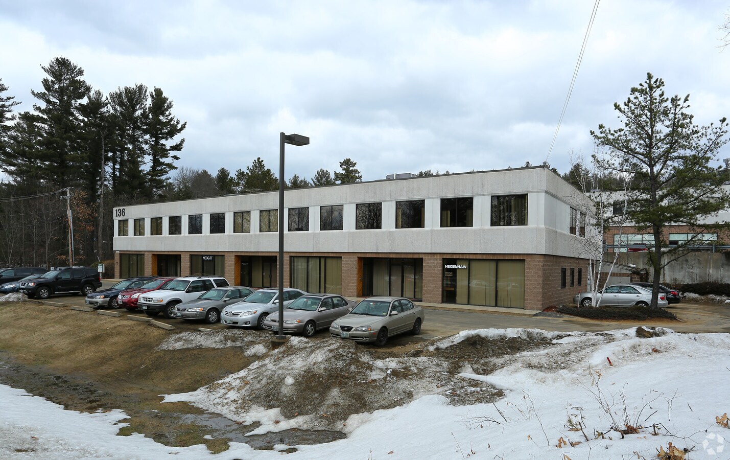 136 Harvey Rd, Londonderry, NH 03053 Property Record