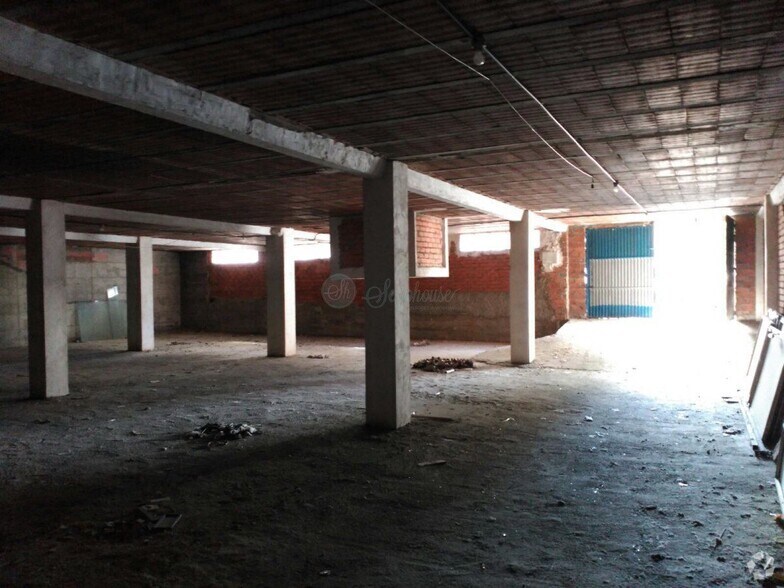 Retail in Segovia, Segovia for lease - Interior Photo - Image 1 of 1