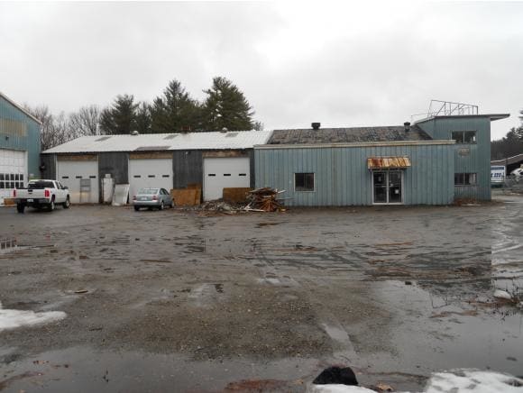 1582 Hooksett Rd, Hooksett, NH for sale - Primary Photo - Image 1 of 1