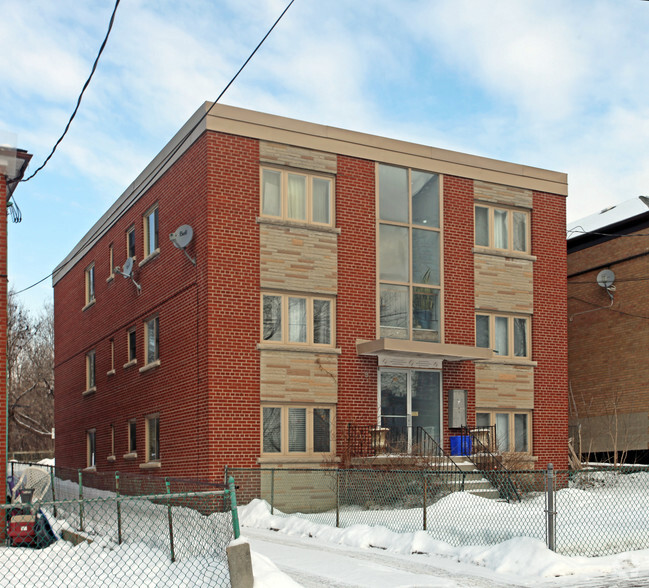 8 Victoria St, Toronto, ON for sale - Primary Photo - Image 1 of 1