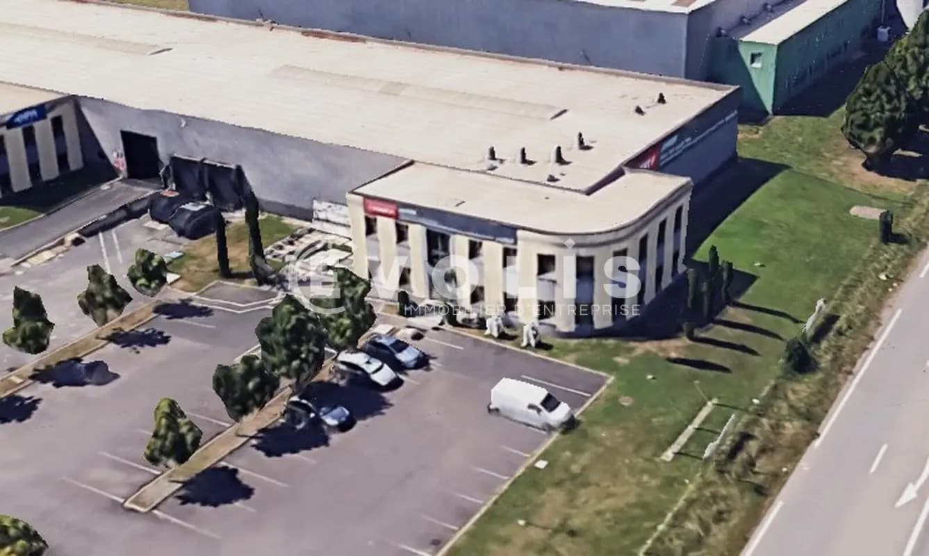 Retail in Arnas for lease Aerial- Image 1 of 10