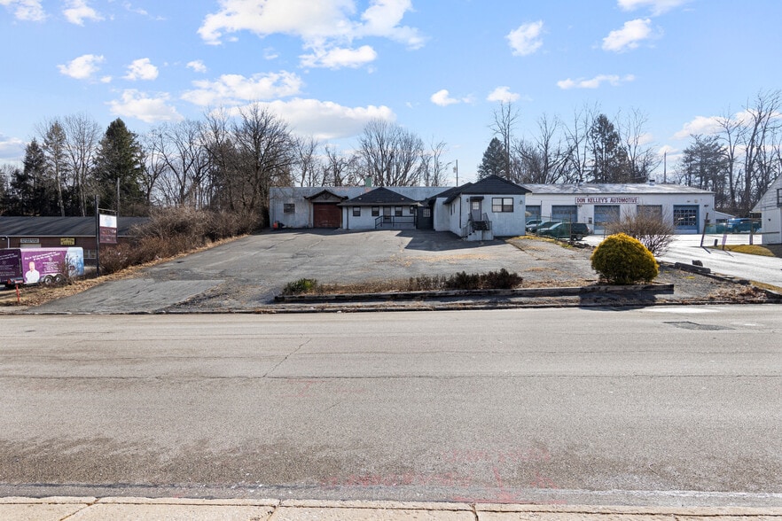 3626 Winding Way, Newtown Square, PA for sale - Building Photo - Image 2 of 35