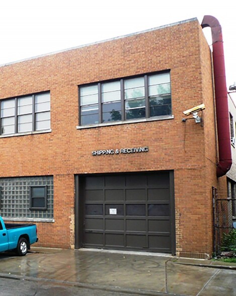 4437-4447 W Rice St, Chicago, IL for lease - Building Photo - Image 3 of 12