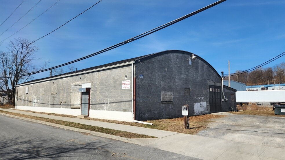 66 Cottage St, Poughkeepsie, NY for sale - Building Photo - Image 1 of 5