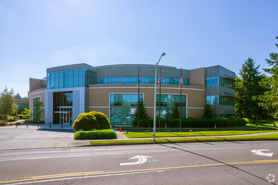 5505 NE Moore Ct, Hillsboro, OR for lease - Primary Photo - Image 1 of 24