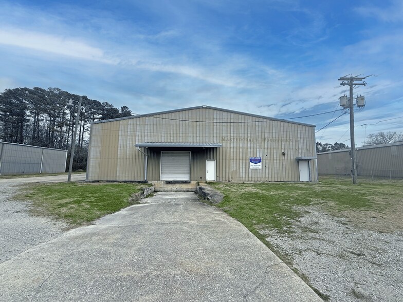 3706 Indian Hills Rd, Decatur, AL for lease - Primary Photo - Image 1 of 6