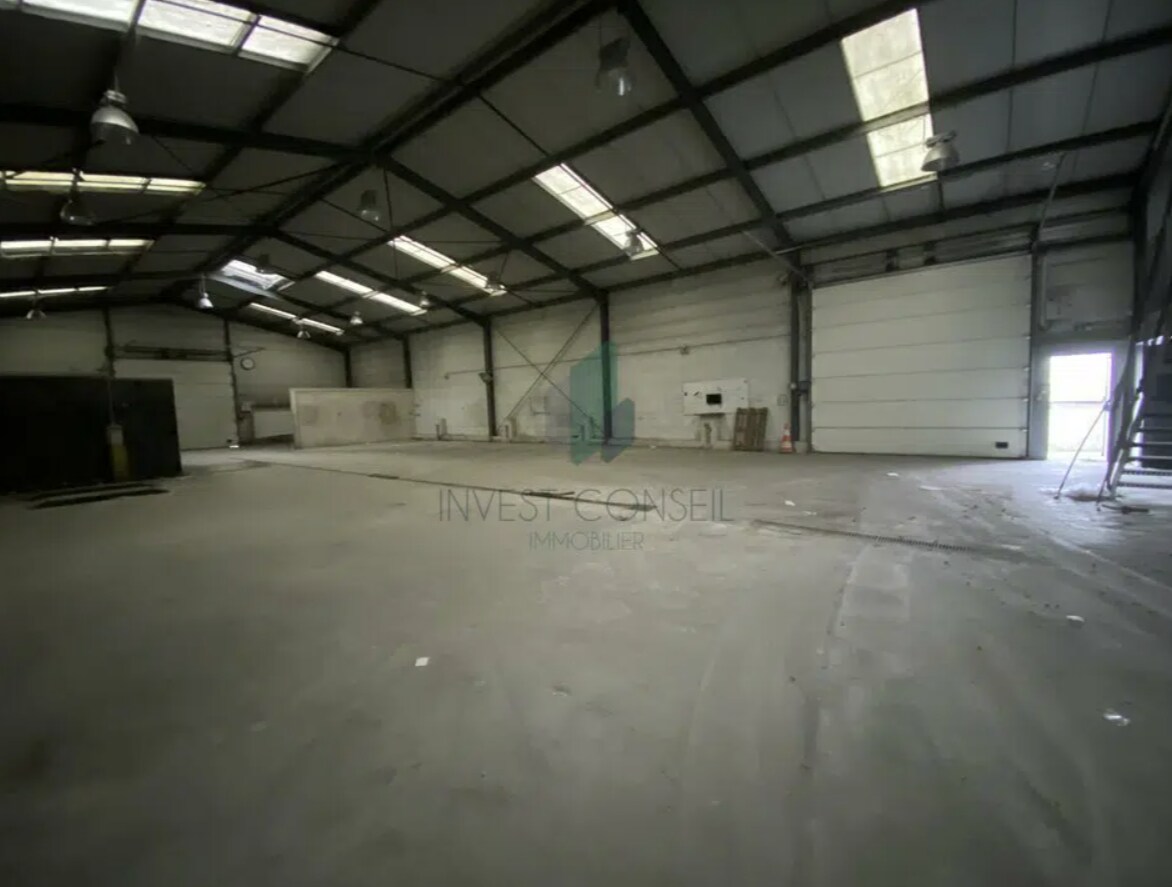 Flex in Pierrelaye for lease Interior Photo- Image 1 of 5