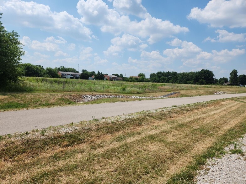 500 Block 4th st, Seymour, IN for sale - Building Photo - Image 3 of 4