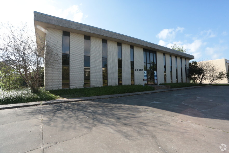 13405 Southwest Fwy, Sugar Land, TX for lease - Primary Photo - Image 1 of 3