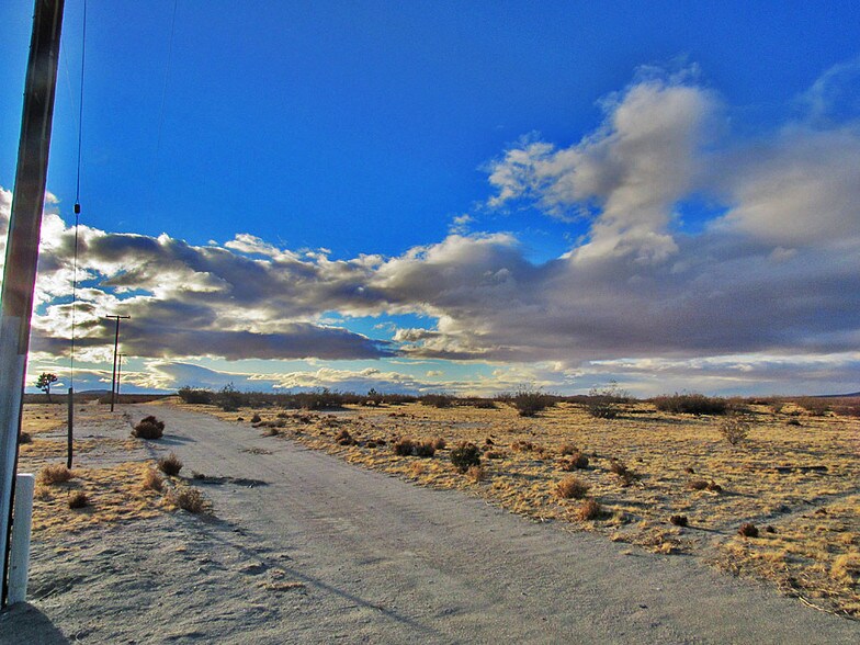 EL MIRAGE Rd, El Mirage, CA 92301