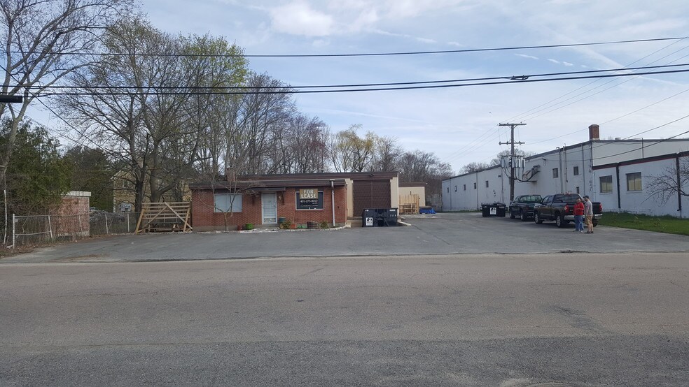 10 Industrial Rd, Cumberland, RI for sale - Primary Photo - Image 1 of 1