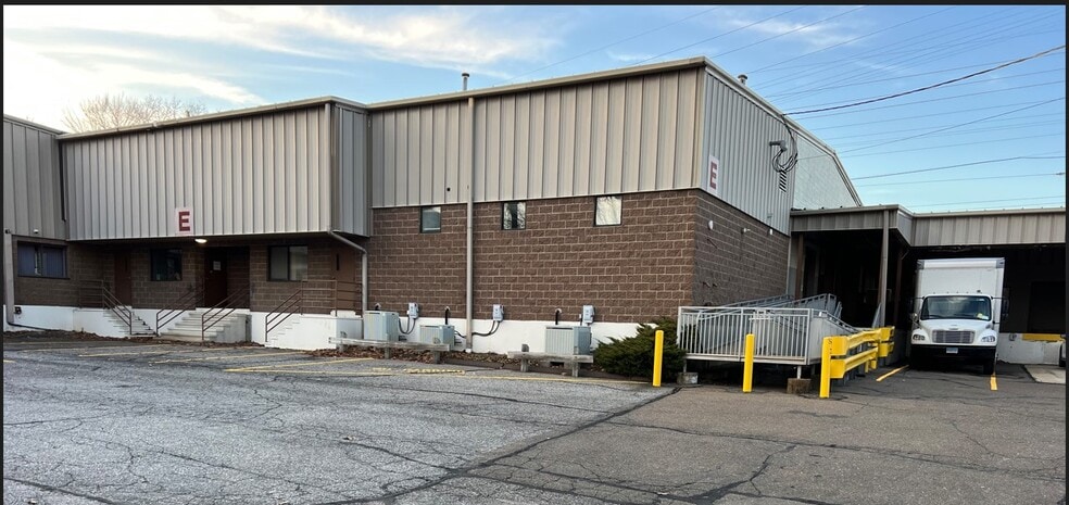 115 Hood Ter, West Haven, CT for sale - Building Photo - Image 1 of 1