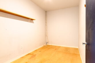 2401 Mission St, San Francisco, CA for lease Interior Photo- Image 2 of 9
