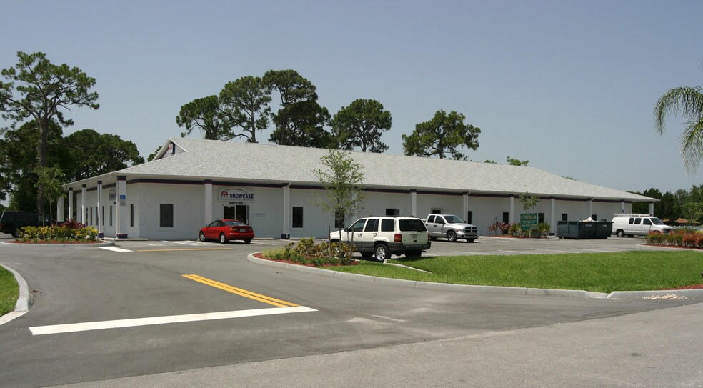 835 Executive Ln, Rockledge, FL for sale - Primary Photo - Image 1 of 1