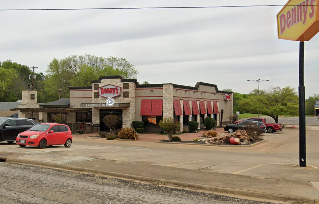 1702 S Jackson St, Jacksonville, TX for sale Building Photo- Image 1 of 3