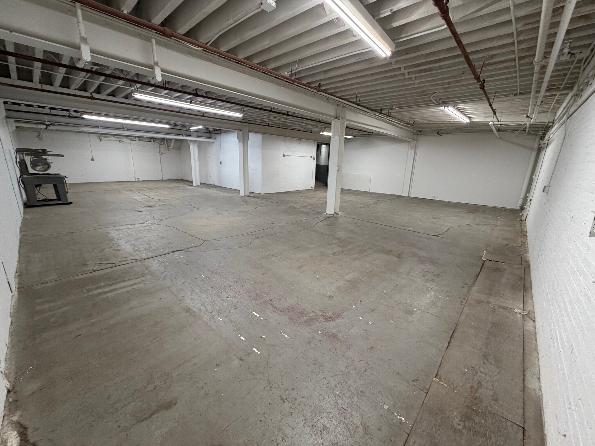 207-229 42nd St, Brooklyn, NY for lease Interior Photo- Image 1 of 7