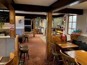 4 Royal Oak Av, Blackburn for lease Interior Photo- Image 1 of 1