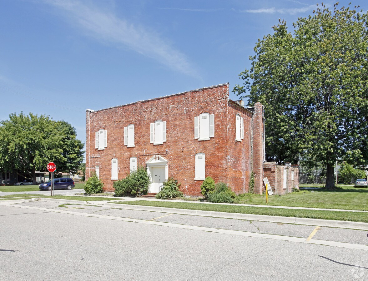 36340 Main St, New Baltimore, MI 48047