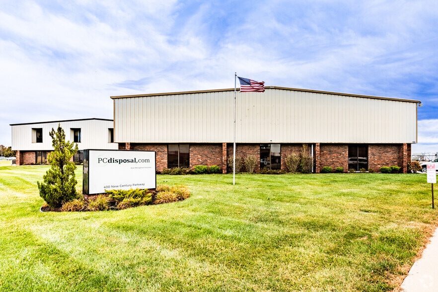 400 New Century Parkway portfolio of 3 properties for sale on LoopNet.com - Primary Photo - Image 3 of 3