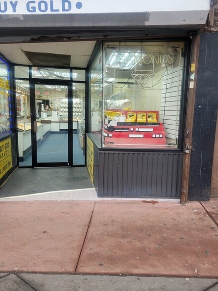 209-219 Broad St, Elizabeth, NJ for lease - Building Photo - Image 2 of 13