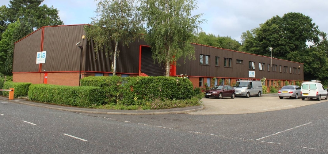 Guildford Rd, Horsham for sale Primary Photo- Image 1 of 1