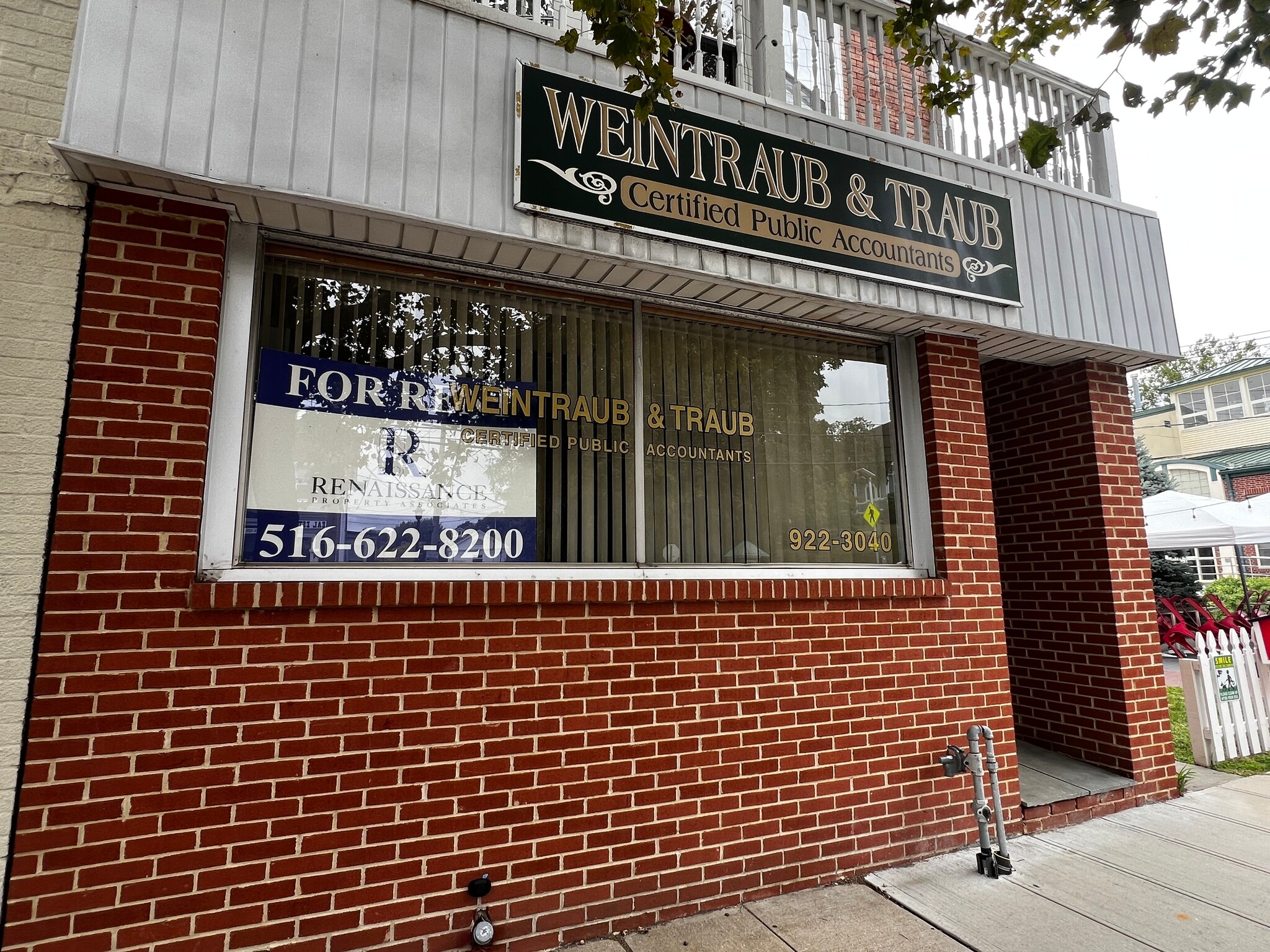 37 E Main St, Oyster Bay, NY for lease Interior Photo- Image 1 of 18