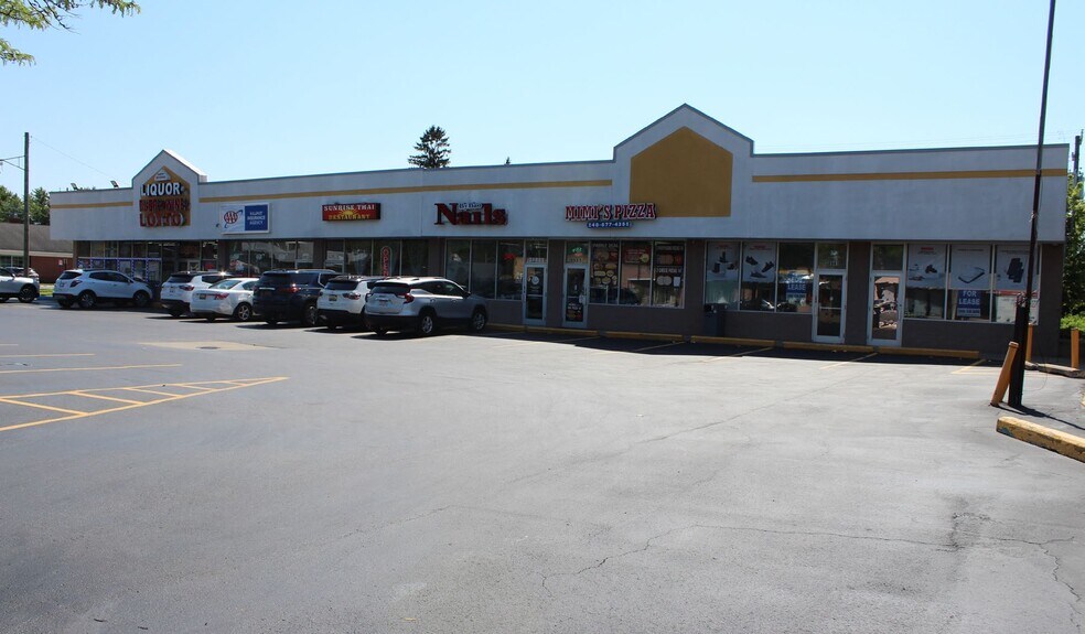 28905-28941 John R Rd, Madison Heights, MI for lease - Building Photo - Image 3 of 3