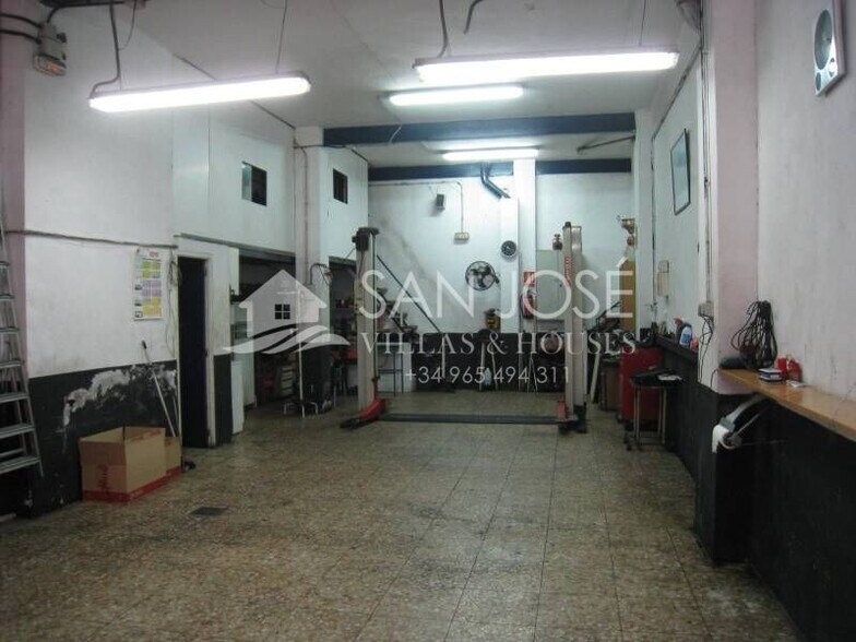 Retail in Aspe for sale - Building Photo - Image 1 of 3