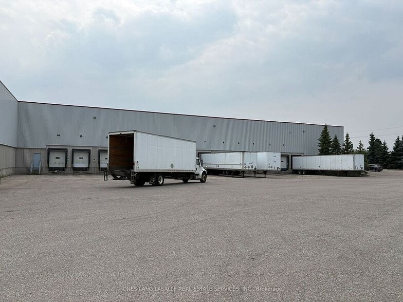 111 Van Kirk Dr, Brampton, ON for lease - Building Photo - Image 3 of 3