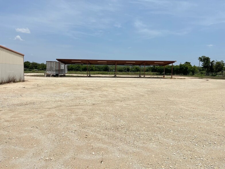 714 Main St, Buffalo Gap, TX for lease - Building Photo - Image 3 of 22