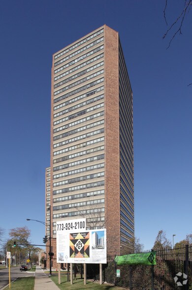 400 E 41st St, Chicago, IL for sale - Primary Photo - Image 1 of 1
