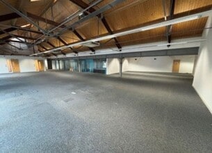 Wolverton Park Rd, Milton Keynes for lease Interior Photo- Image 2 of 2