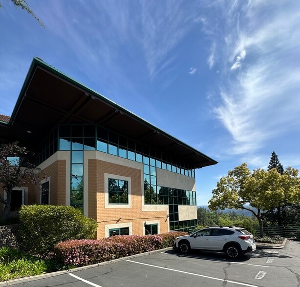 13620 Lincoln Way, Auburn, CA for lease - Building Photo - Image 2 of 9