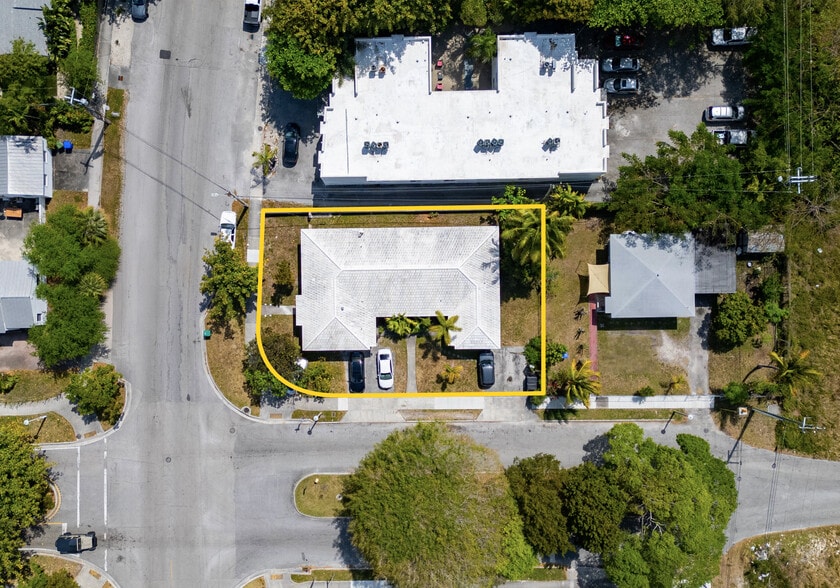 5898 NE 4th Ct, Miami, FL for sale - Aerial - Image 3 of 11