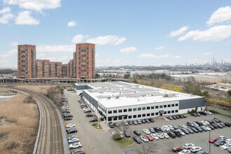 225 Meadowlands Pky, Secaucus, NJ - aerial  map view