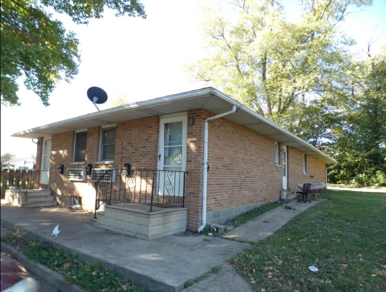 105 S Washington St, Sparta, IL for sale Primary Photo- Image 1 of 1