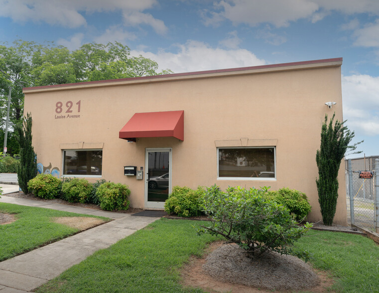 821 Louise Ave, Charlotte, NC for lease - Building Photo - Image 1 of 5