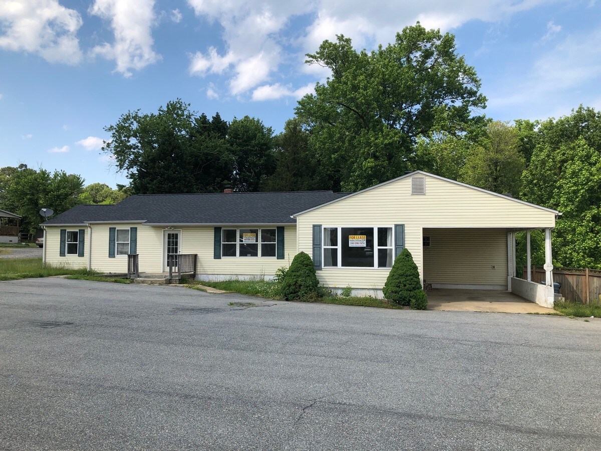 23200 Three Notch Rd, California, MD 20619