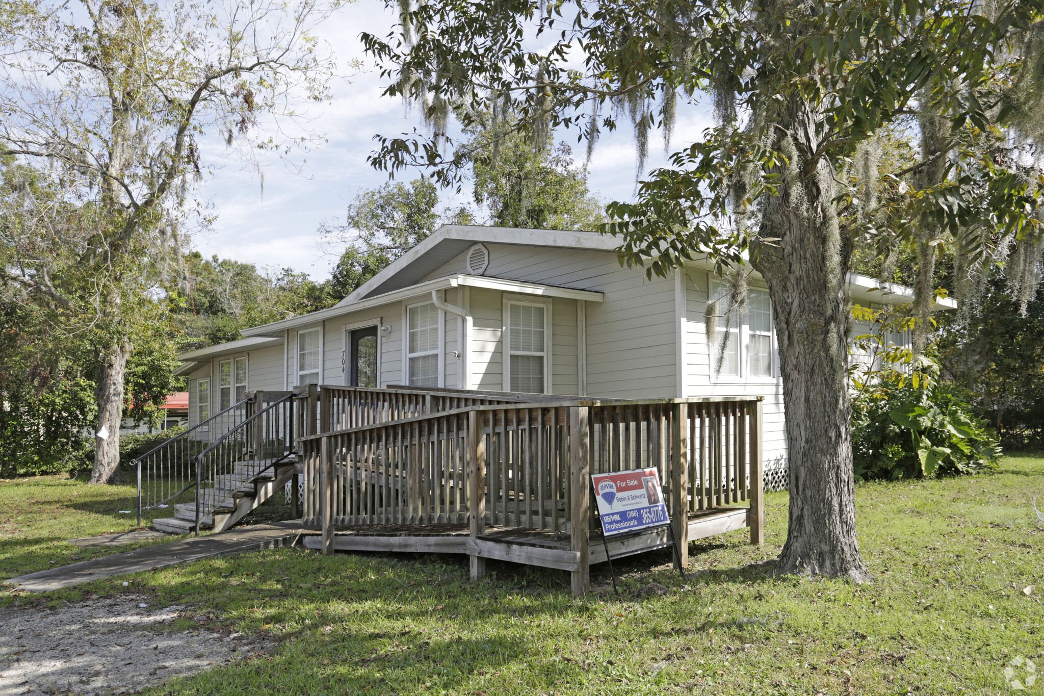 704 N Lake St, Starke, FL for sale Primary Photo- Image 1 of 1