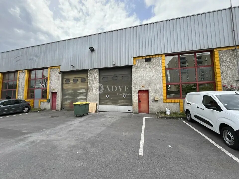 Location Local d'activités 375 m² à 767 m² - Photo 1