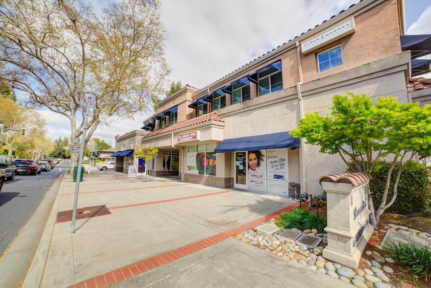 656 N Santa Cruz Ave, Los Gatos, CA for sale - Building Photo - Image 1 of 19