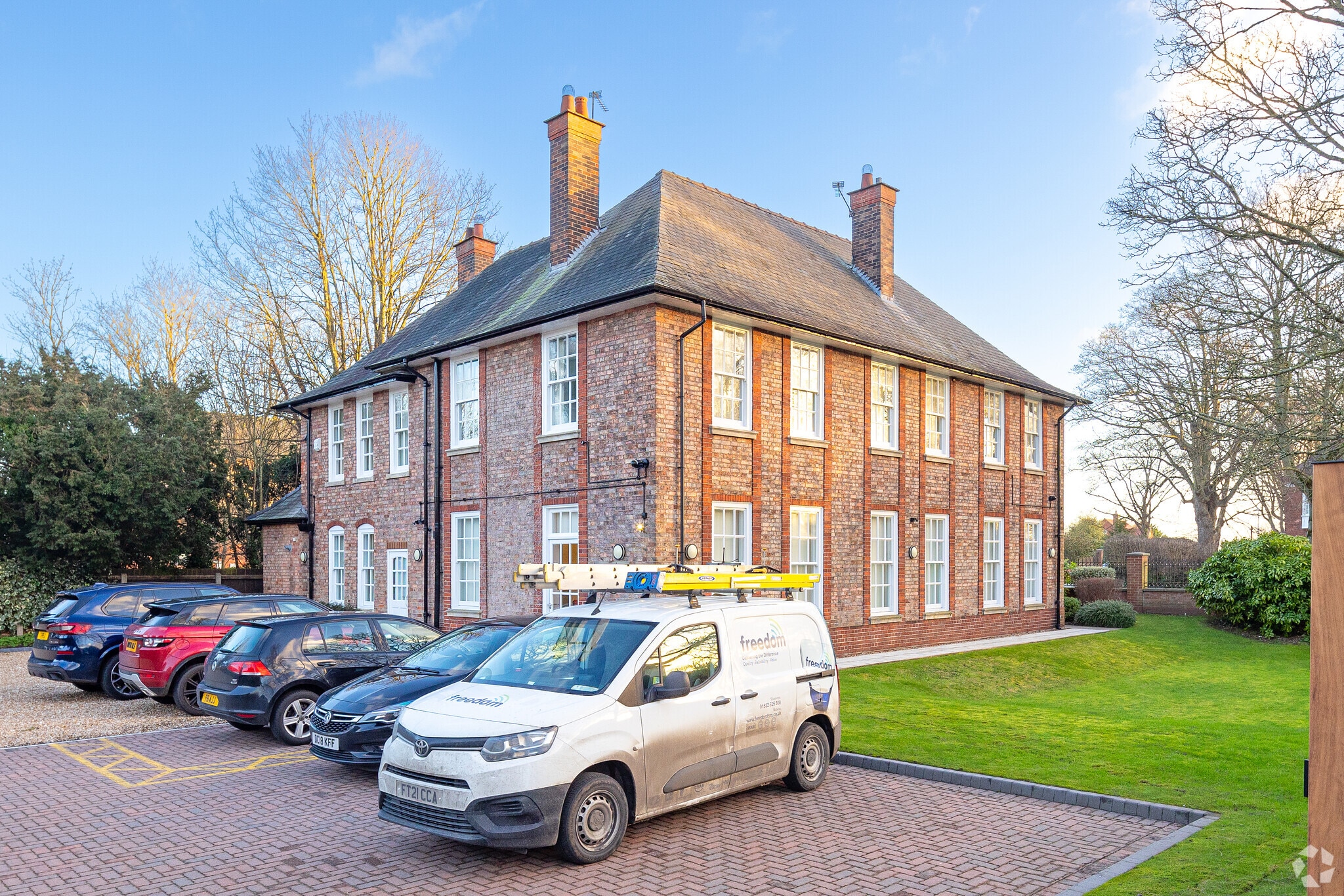 103 Newport, Lincoln for sale Building Photo- Image 1 of 1