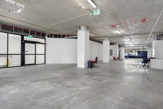 80 Bridge St, West Tamworth for lease Interior Photo- Image 2 of 7