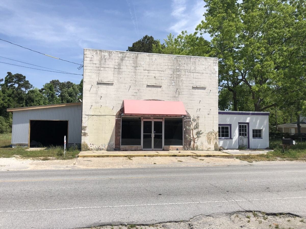 259 Sneads Ferry Rd, Sneads Ferry, NC 28460