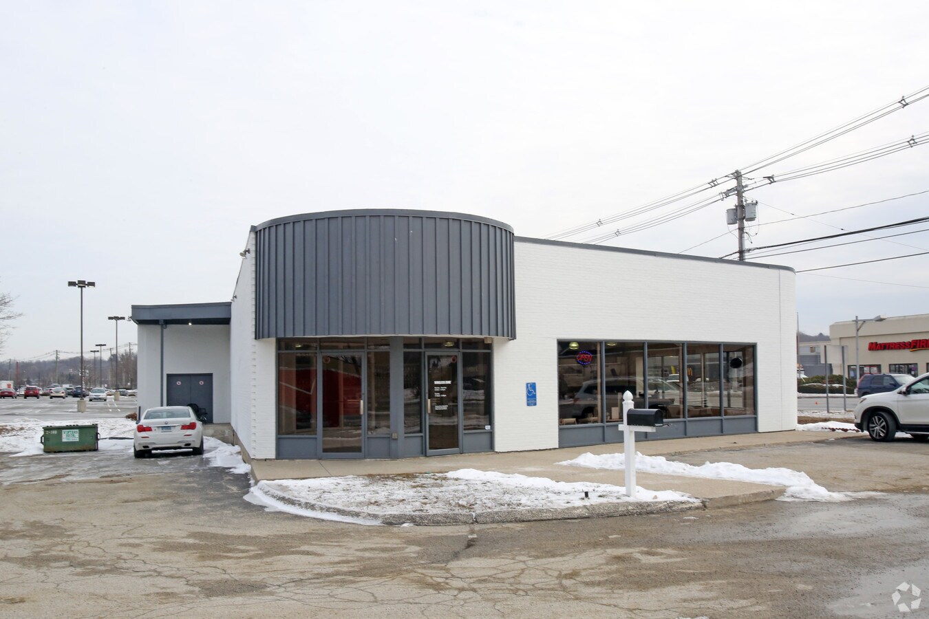 68 Newtown Rd, Danbury, CT 06810 Retail for Sale