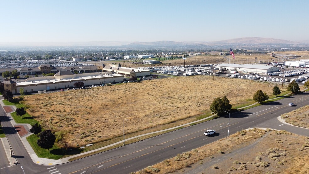 Sandifur Pky, Pasco, WA for sale - Building Photo - Image 1 of 1