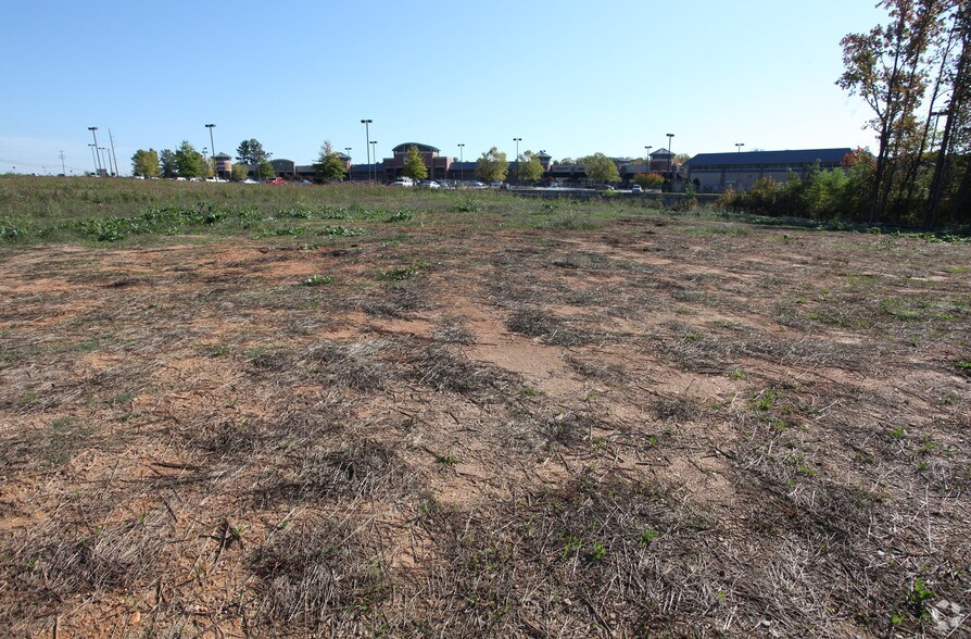 Browns Bridge Rd, Cumming, GA 30041