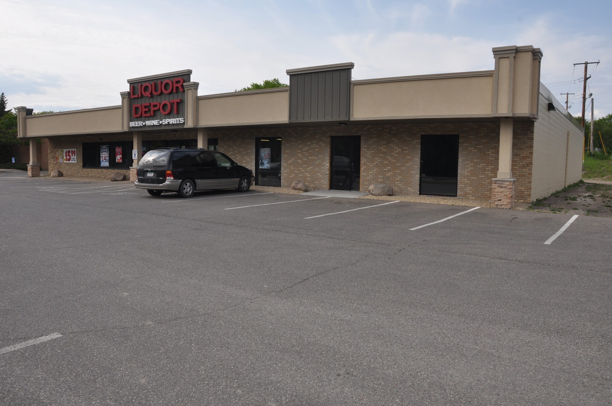 5020 Highway 12, Maple Plain, MN 55359