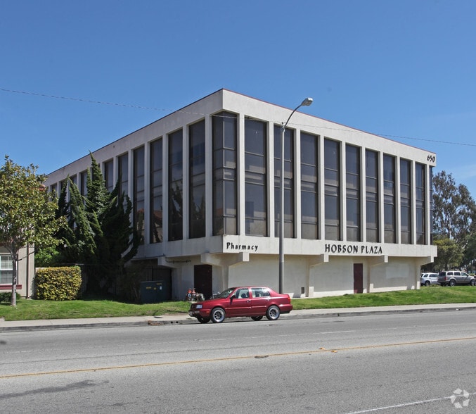 650 Hobson Way, Oxnard, CA for lease - Building Photo - Image 2 of 3